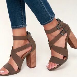 Steve Madden Sundance Stacked-Heel Dress Sandal Size 8.5